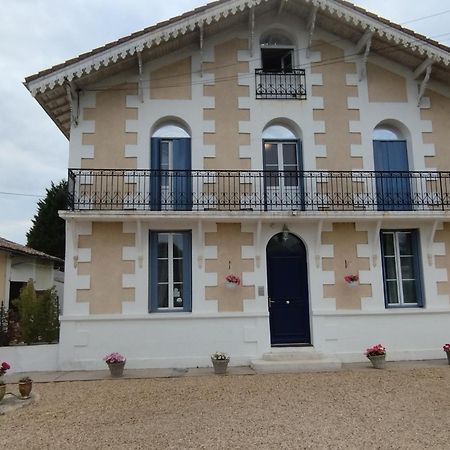 Bed and Breakfast Montplaisir Montendre Esterno foto