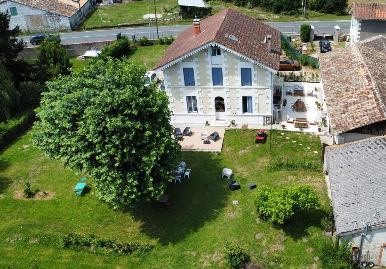 Bed and Breakfast Montplaisir Montendre Esterno foto