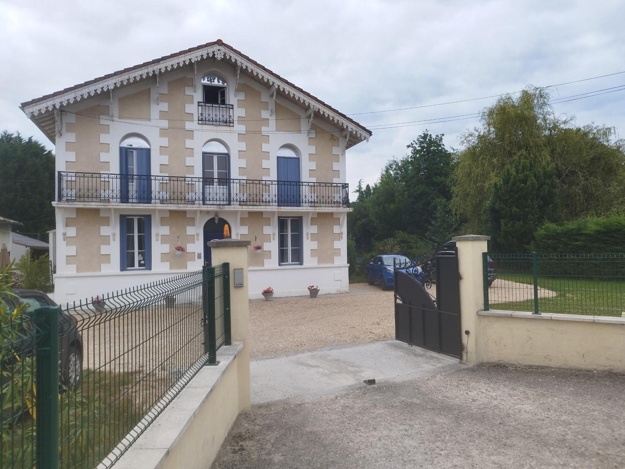 Bed and Breakfast Montplaisir Montendre Esterno foto