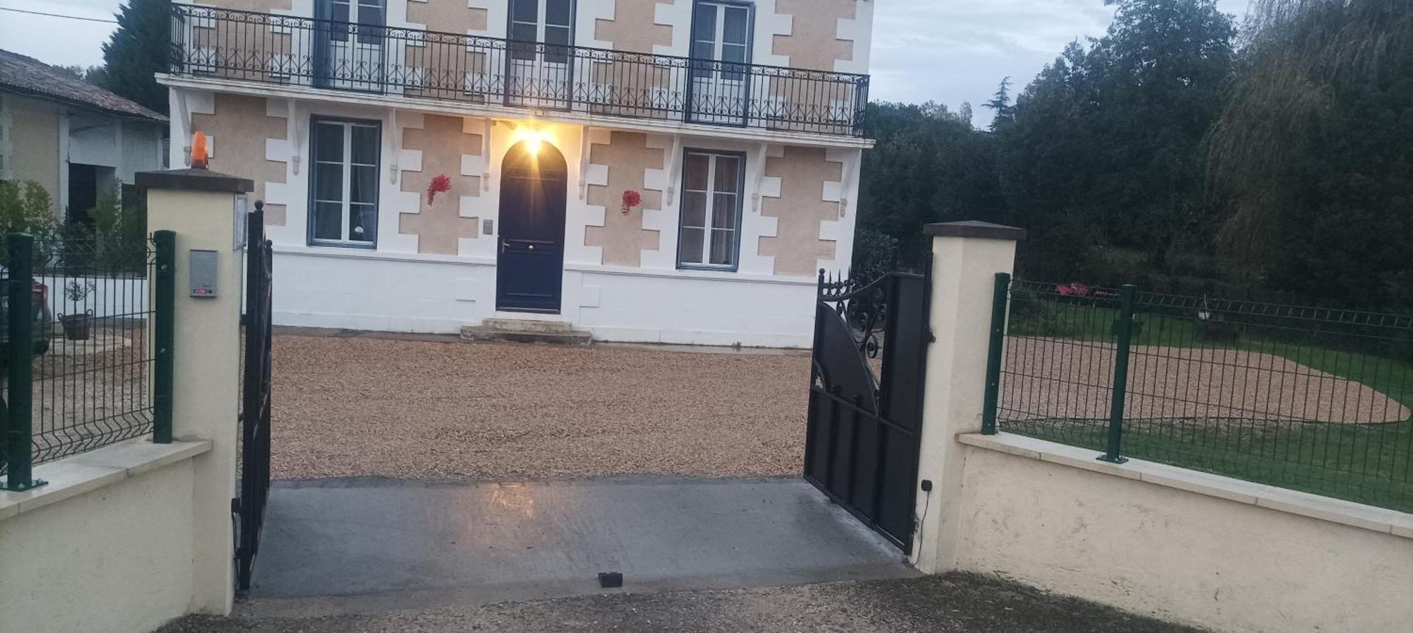 Bed and Breakfast Montplaisir Montendre Esterno foto