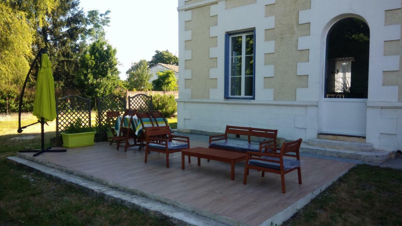 Bed and Breakfast Montplaisir Montendre Esterno foto